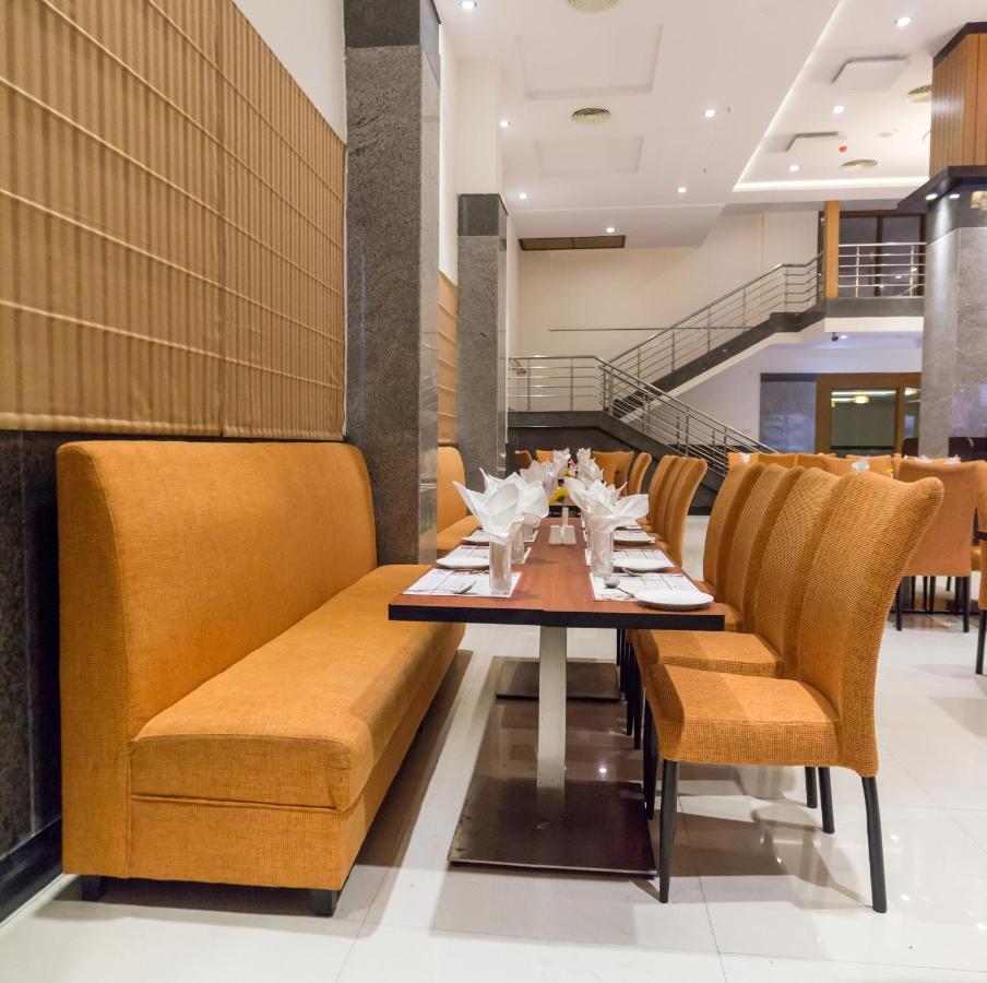 Hotel Saptagiri Χιντεραμπάντ Εξωτερικό φωτογραφία