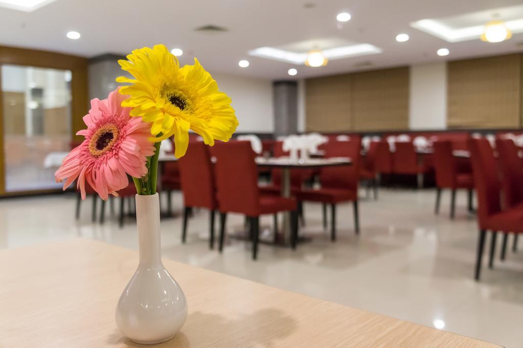 Hotel Saptagiri Χιντεραμπάντ Εξωτερικό φωτογραφία