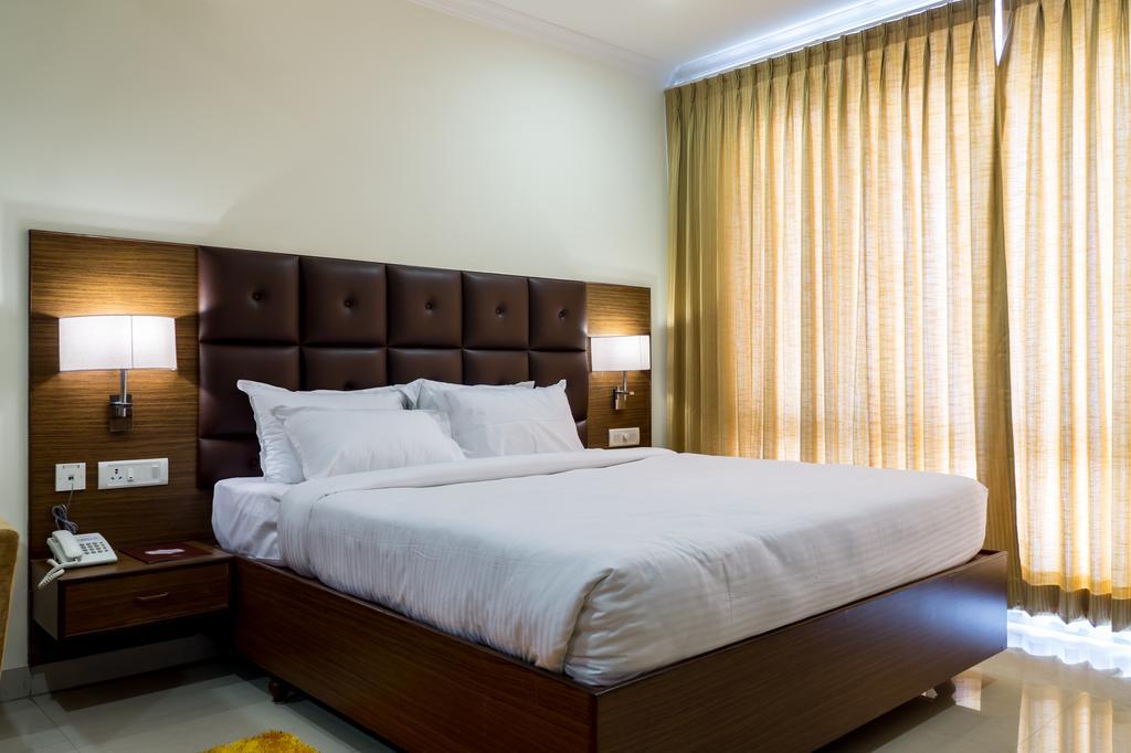 Hotel Saptagiri Χιντεραμπάντ Εξωτερικό φωτογραφία